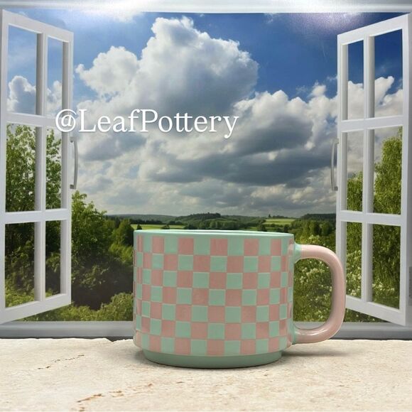 Checkered Pink and Aqua Ceramic 18oz Mug with handle - Picture 1 of 10